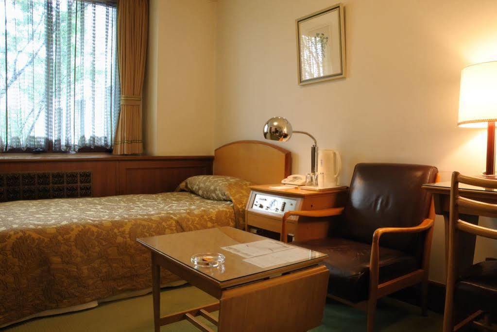 Hilltop Hotel Tokio Exterior foto